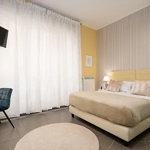 Large Design In The City Center Appartamento Milano